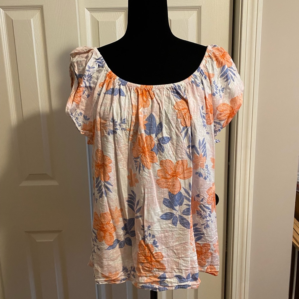GAP linen Top